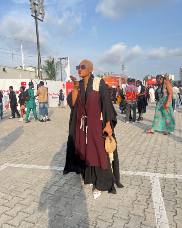 Tosin cape - Image 3
